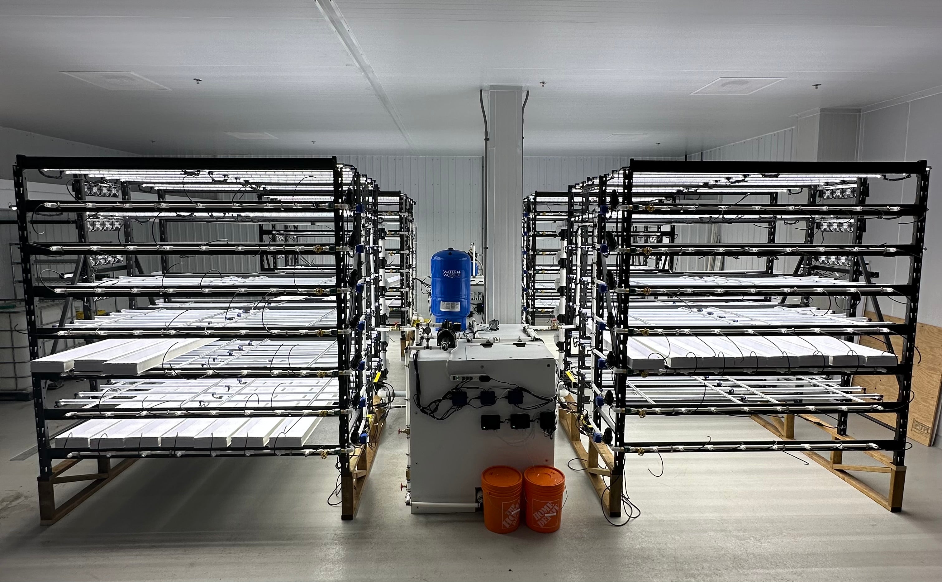 Commercial Production Rack | Large Scale Hydroponic Microgreen System ...